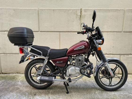 SUZUKI INTRUDER 125 